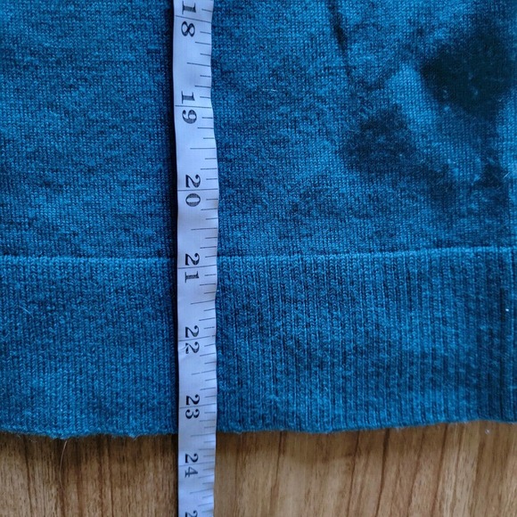 Banana Republic Sweater Top Shirt Womens Small Green Merino Wool Basic Holiday - Picture 7 of 10